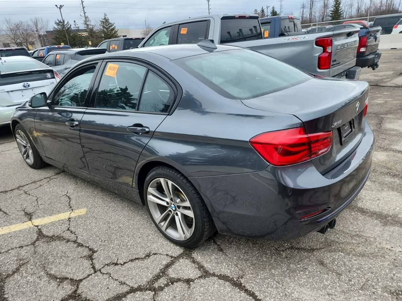 BMW 330 xDrive * LED фарове * CARFAX * , снимка 4 - Автомобили и джипове - 54222181