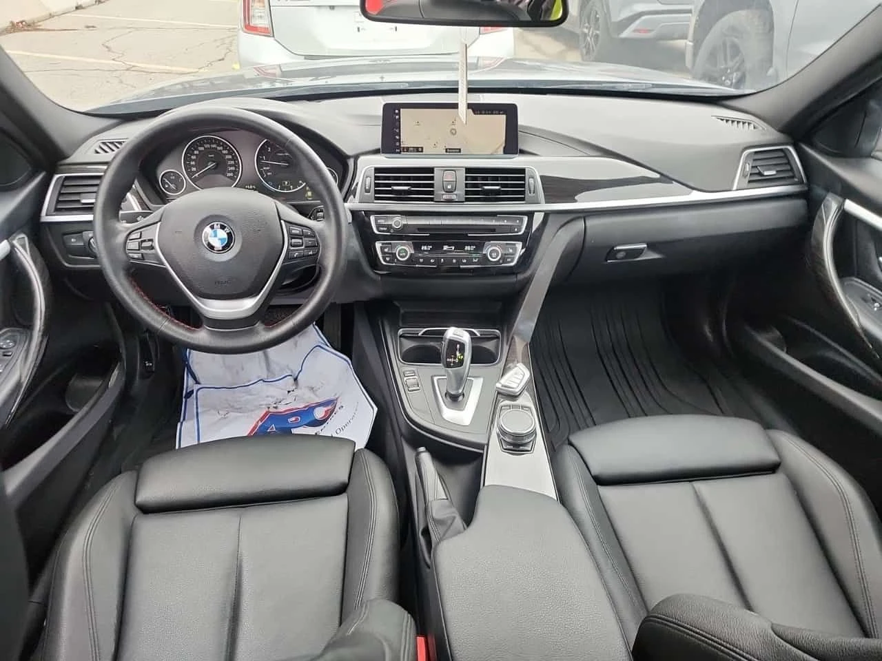 BMW 330 xDrive * LED фарове * CARFAX * , снимка 5 - Автомобили и джипове - 54222181