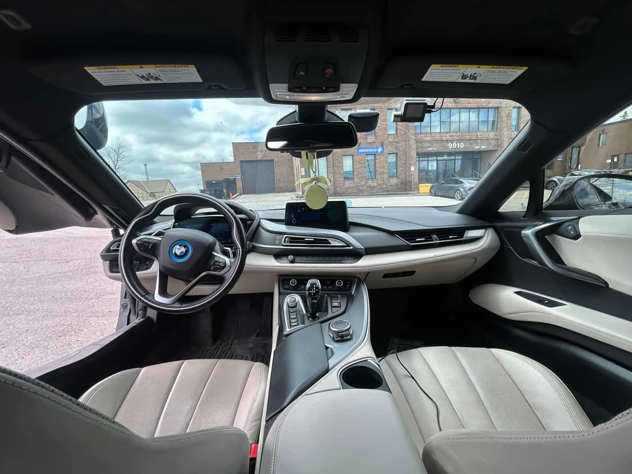 BMW i8 XDRIVE * 360 ������* HARMAN/KARDON* ��������*  | Mobile.bg � ����������� 9