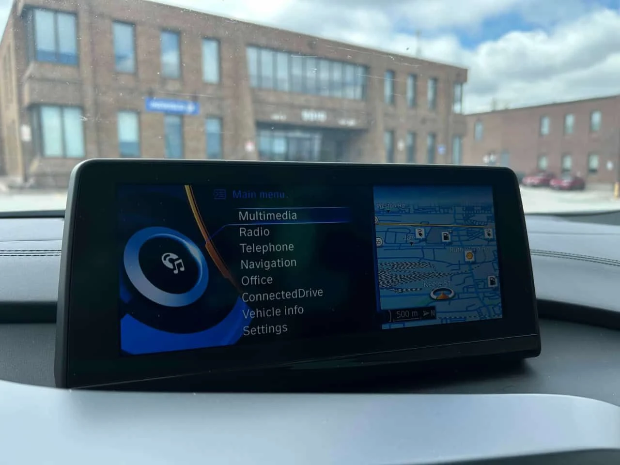 BMW i8 XDRIVE * 360 ������* HARMAN/KARDON* ��������*  | Mobile.bg � ����������� 14