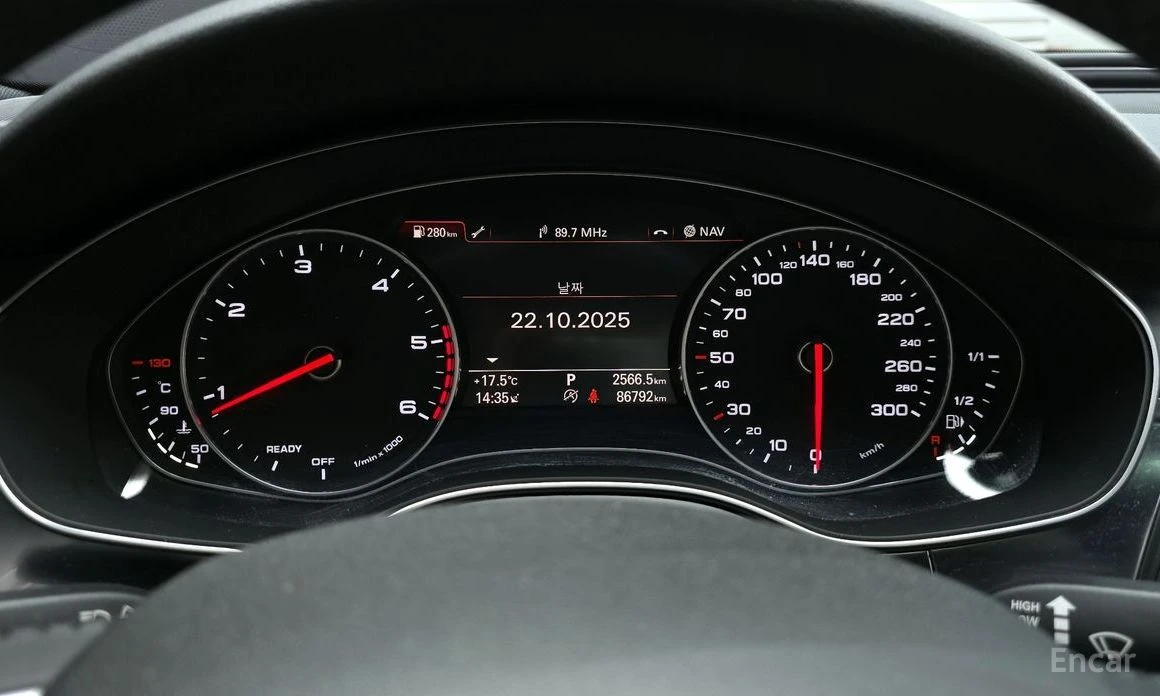 Audi A6, снимка 8 - Автомобили и джипове - 54459956