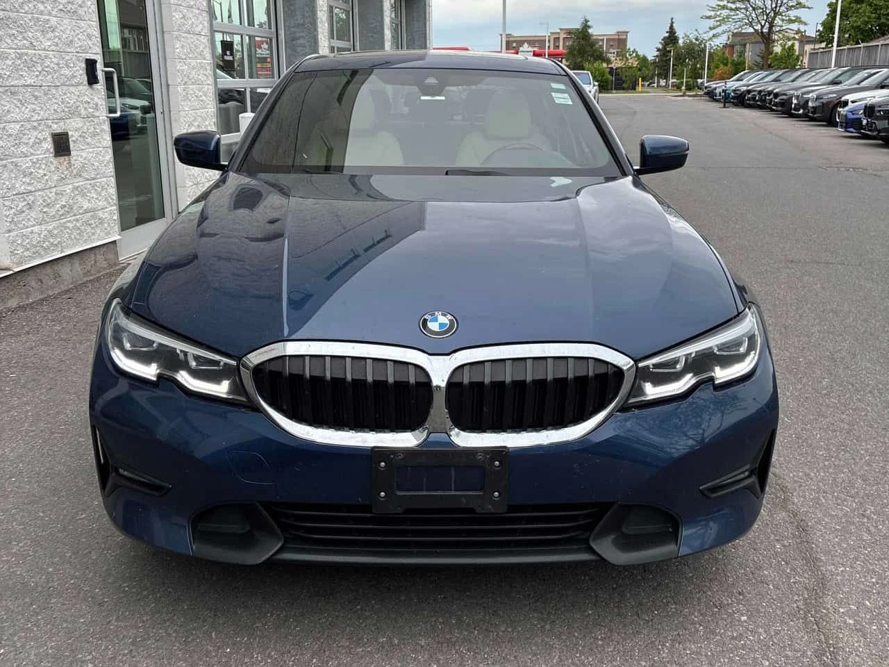 BMW 330 * xDrive * ПОДГРЕВИ * NAVI * КАМЕРА, снимка 6 - Автомобили и джипове - 54716508