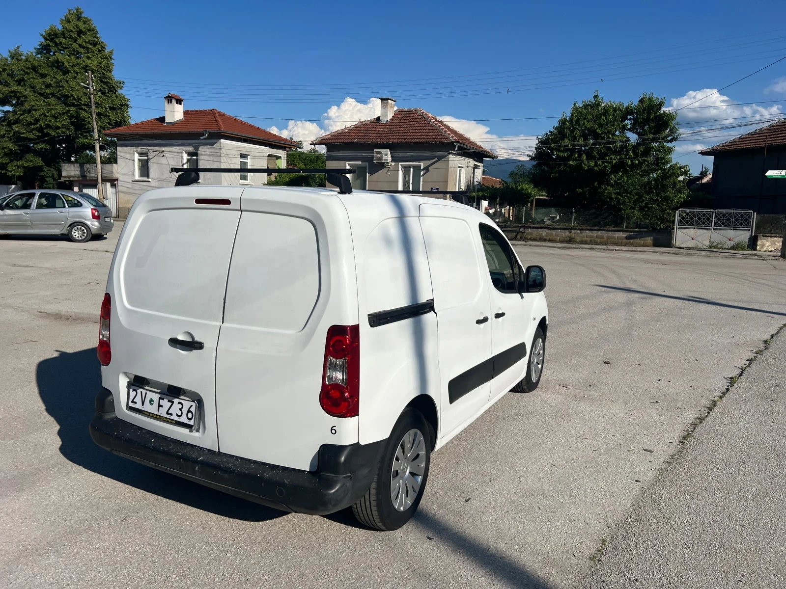 Citroen Berlingo 1.6 hdi Дизел, снимка 5 - Автомобили и джипове - 54875481