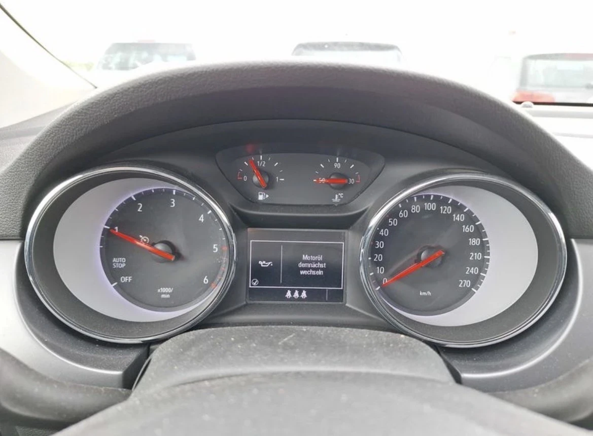 Opel Astra 1.5CDTI, снимка 4 - Автомобили и джипове - 54886329