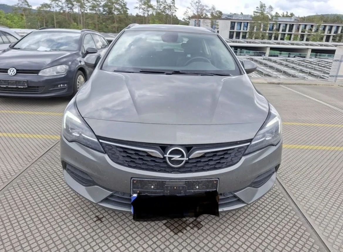 Opel Astra 1.5CDTI, снимка 2 - Автомобили и джипове - 54886329
