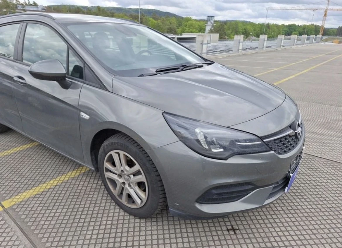 Opel Astra 1.5CDTI, снимка 6 - Автомобили и джипове - 54886329