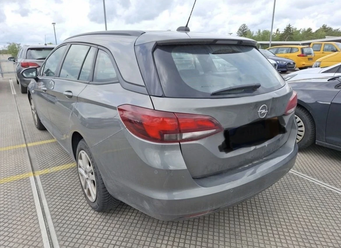 Opel Astra 1.5CDTI, снимка 3 - Автомобили и джипове - 54886329