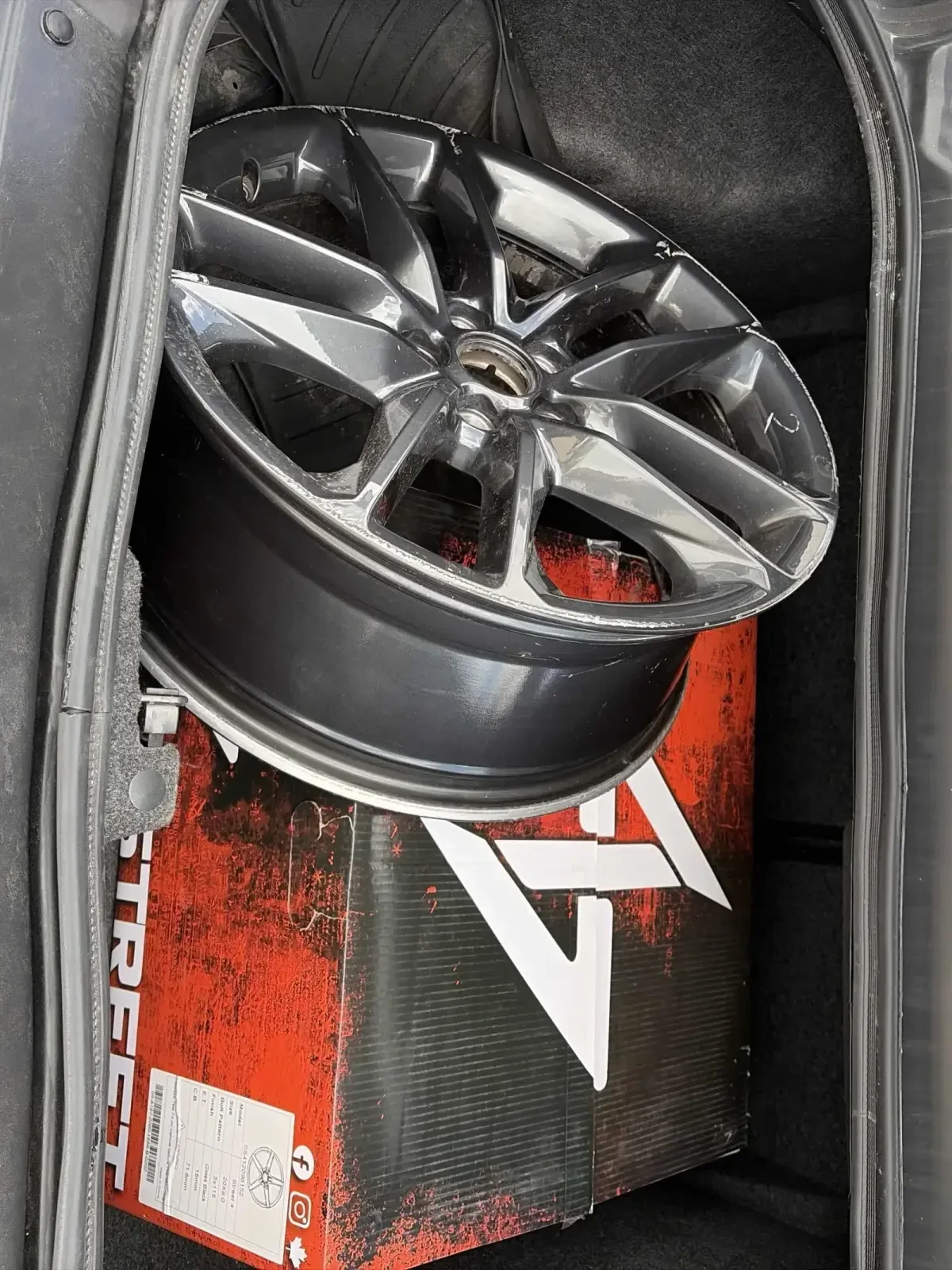 Dodge Challenger GT AW * �������� * �������� * CARFAX * ���� ������ | Mobile.bg � ����������� 11