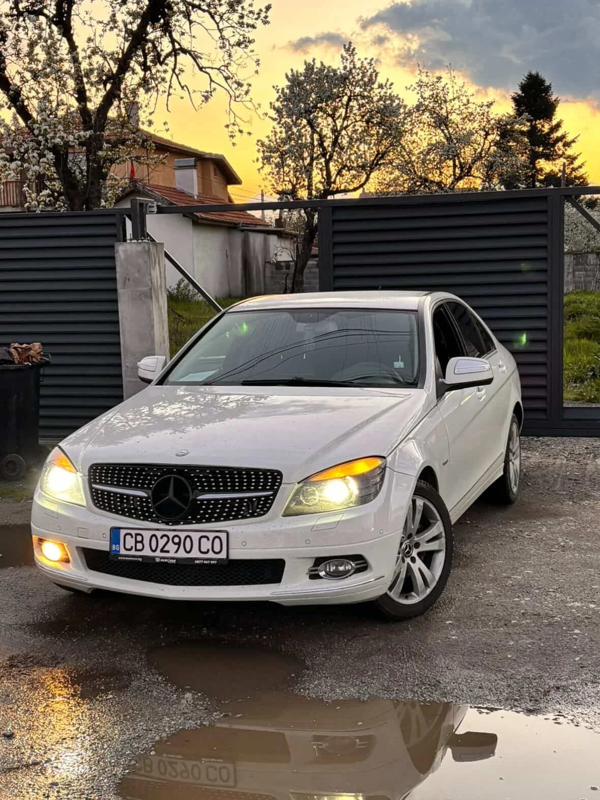 Mercedes-Benz C 320 4 matic, снимка 2 - Автомобили и джипове - 55184557