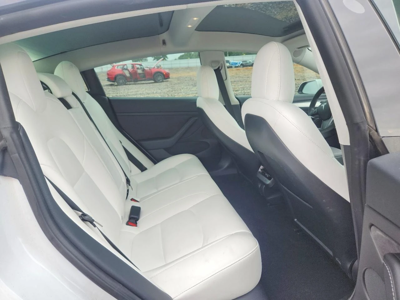 Tesla Model 3 3, снимка 10 - Автомобили и джипове - 55272195