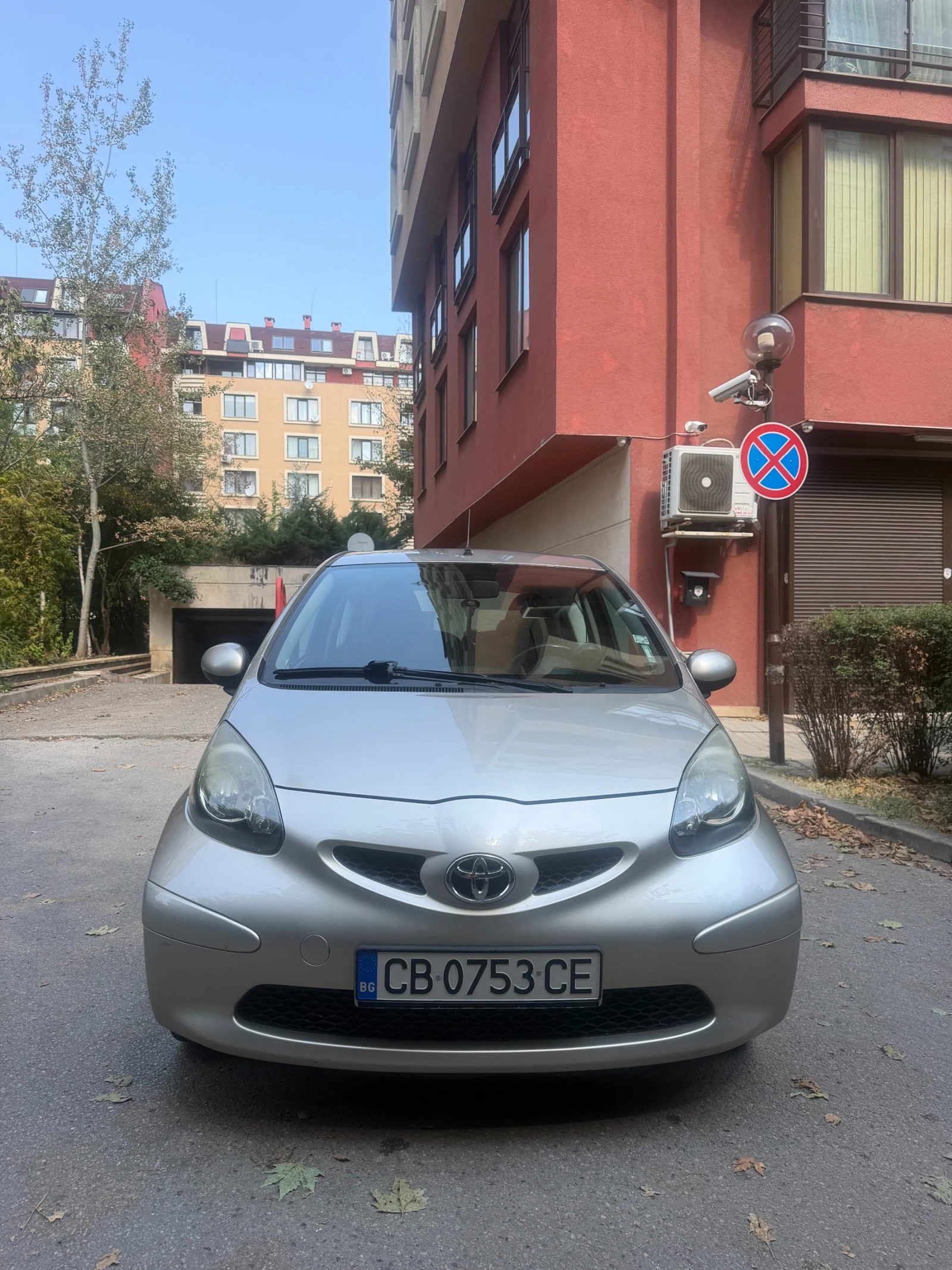 Toyota Aygo 1.0i, снимка 5 - Автомобили и джипове - 55815955