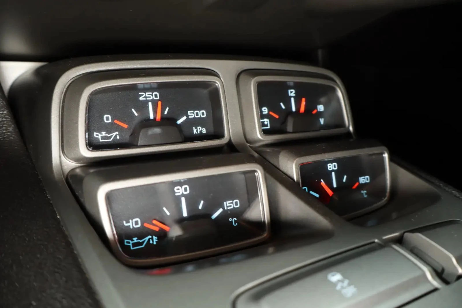 Chevrolet Camaro 6.2 SFI 2SS ЦЕНА ДО БЪЛГАРИЯ АВТОКРЕДИТ, снимка 14 - Автомобили и джипове - 55931407