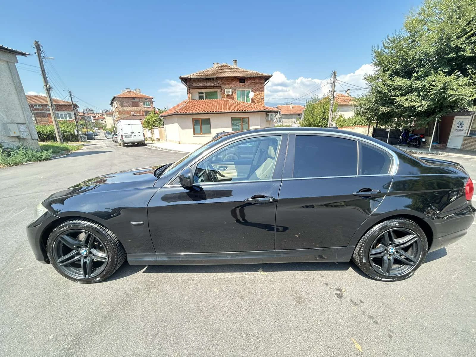 BMW 325 Xdrive, снимка 1 - Автомобили и джипове - 56132266