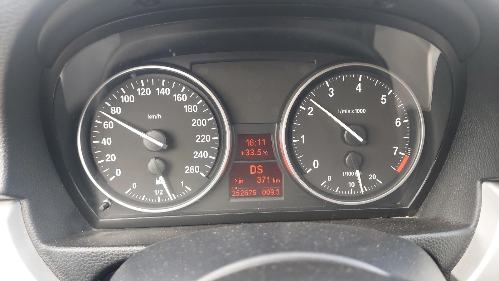 BMW 325 Xdrive, снимка 14 - Автомобили и джипове - 56132266