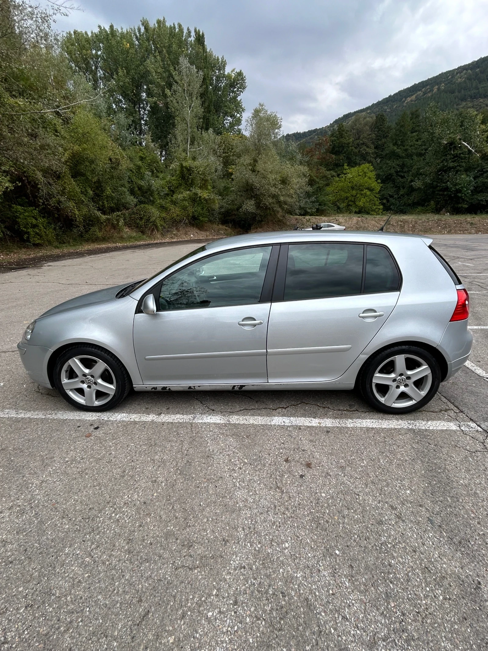 VW Golf, снимка 2 - Автомобили и джипове - 56234421