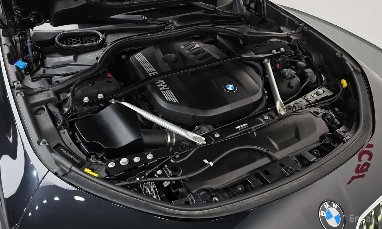 BMW 740 i xDrive M Sport | АВТОФИНАНСИРАНЕ , снимка 6 - Автомобили и джипове - 56274091