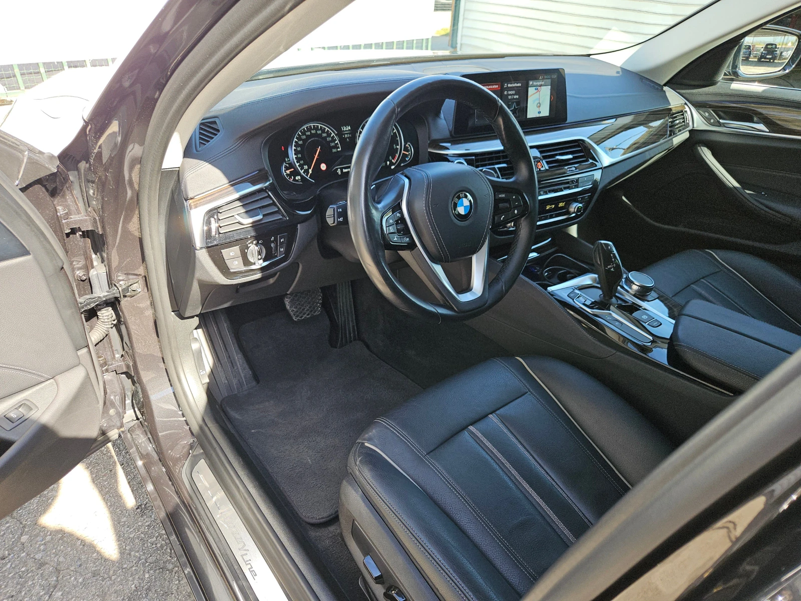 BMW 530 D/xDrive/G31/Luxuri/168000��/8zf/���������/LED/ACC | Mobile.bg � ����������� 9