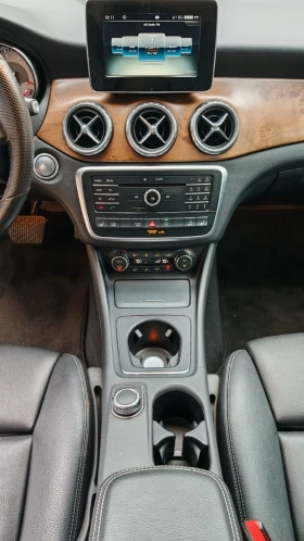 Mercedes-Benz GLA 250, снимка 9
