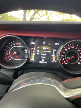 Jeep Wrangler RUBICON 3.6 V6 - 67900 лв. / 34716.72 € - 44965996 12