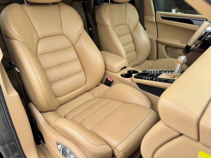 Porsche Macan S 3.0d * PDK* Подгрев/Камера/Chrono/Keyless , снимка 11 - Автомобили и джипове - 51511826