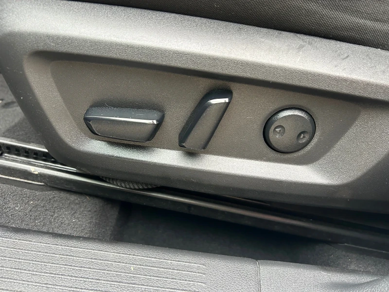 Nissan X-trail 2.5 4x4 62000 КМ Сервизна История, снимка 14 - Автомобили и джипове - 52593344