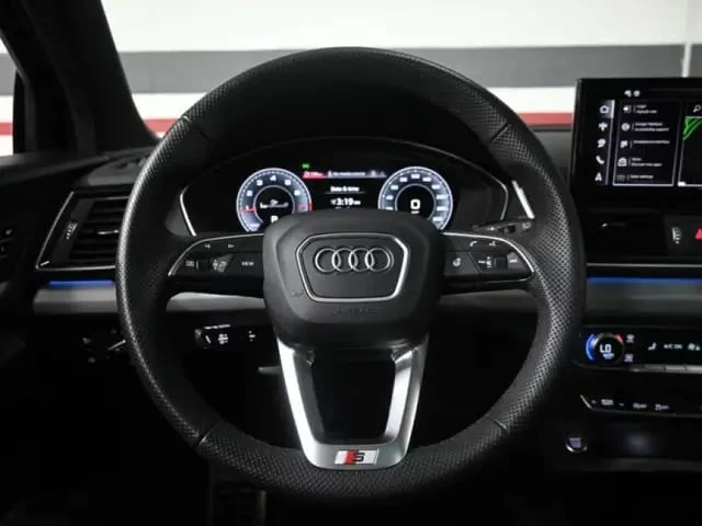 Audi Q5 / Progressiv / S-Line Black Optics / 360  / Пано, снимка 13 - Автомобили и джипове - 53361602