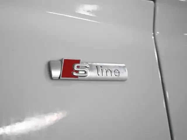 Audi Q5 / Progressiv / S-Line Black Optics / 360  / Пано, снимка 10 - Автомобили и джипове - 53361602