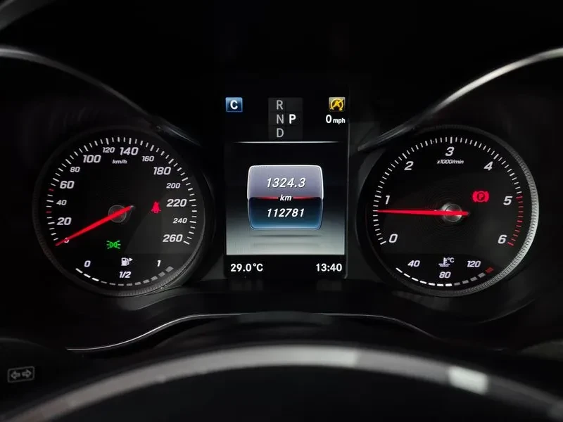 Mercedes-Benz GLC 220 D 4Matic Premium Coupe, снимка 7 - Автомобили и джипове - 55750586