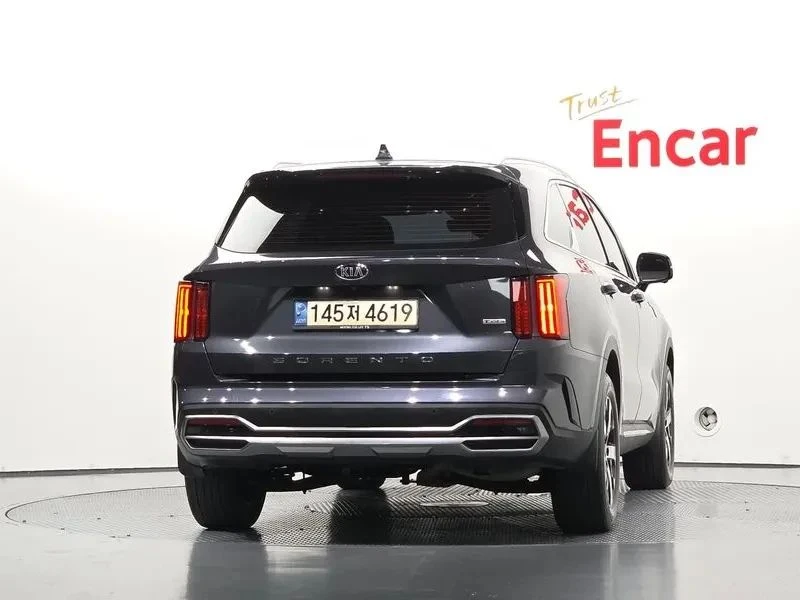 Kia Sorento, снимка 3 - Автомобили и джипове - 56690865