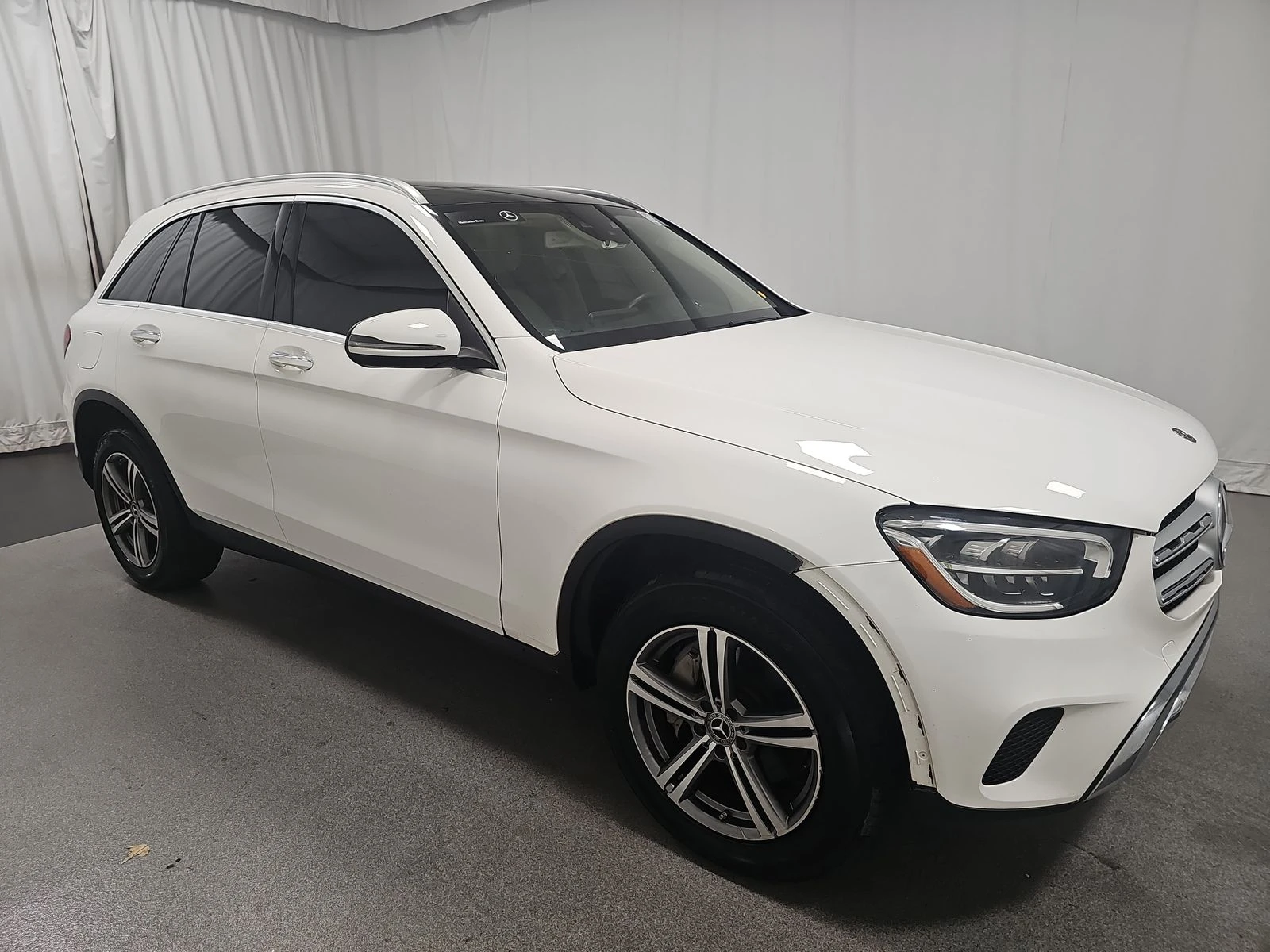 Mercedes-Benz GLC 300 KEYLESS/PANO/NAVI/ПОДГРЕВ/ - изображение 2