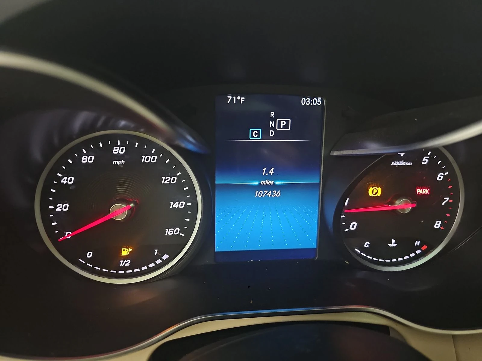 Mercedes-Benz GLC 300 KEYLESS/PANO/NAVI/ПОДГРЕВ/ - изображение 10