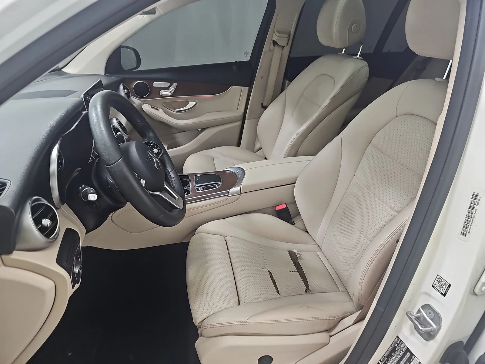 Mercedes-Benz GLC 300 KEYLESS/PANO/NAVI/ПОДГРЕВ/ - изображение 8