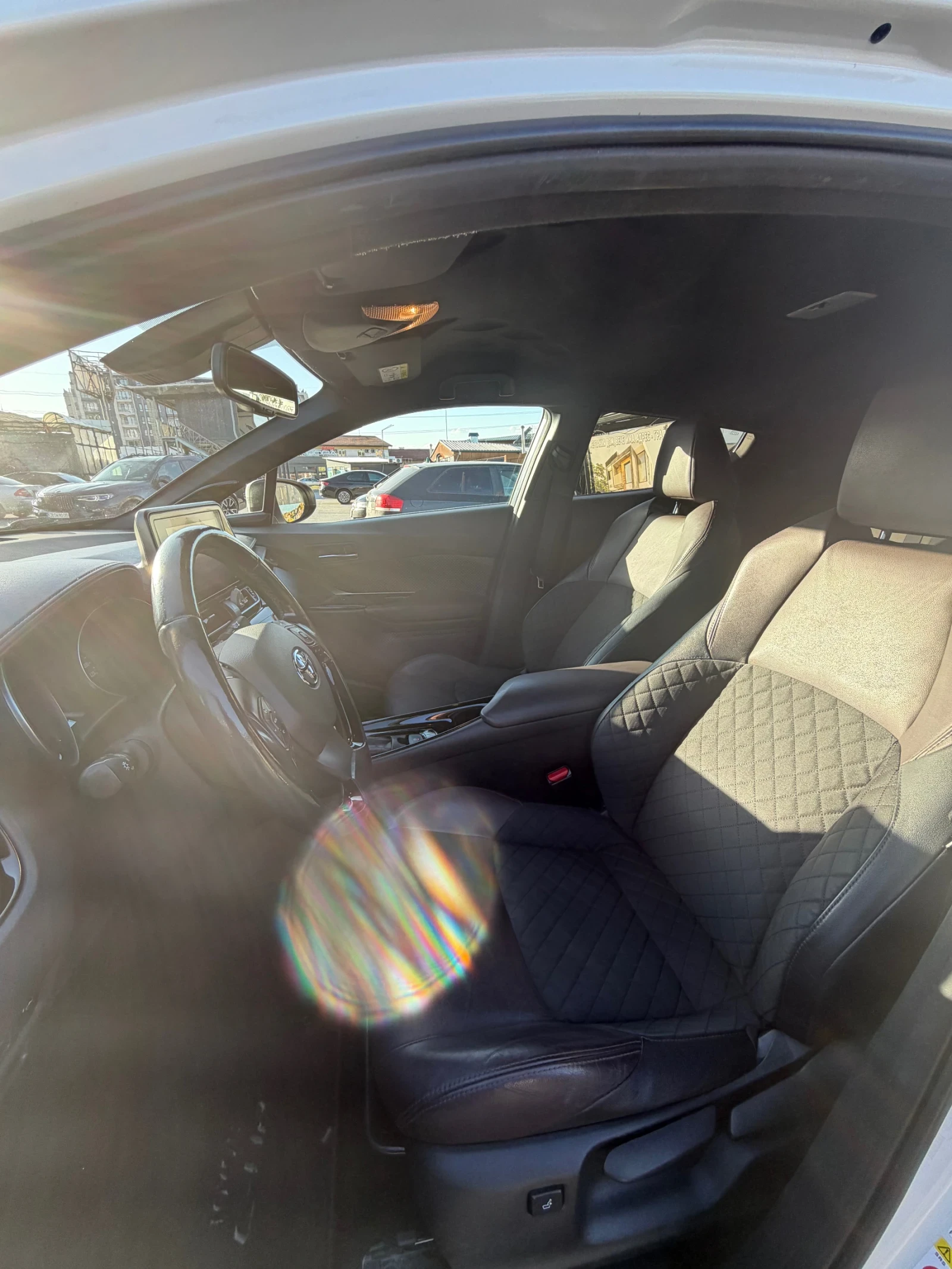 Toyota C-HR, снимка 7 - Автомобили и джипове - 53819583