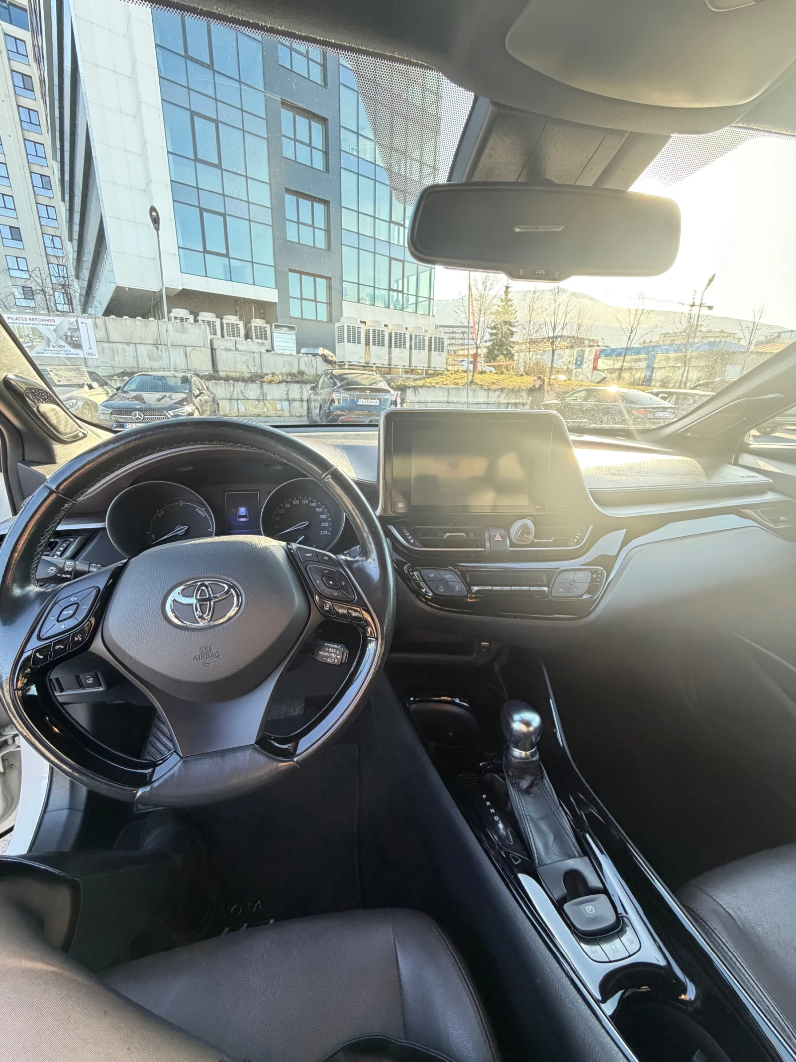 Toyota C-HR, снимка 6 - Автомобили и джипове - 53819583