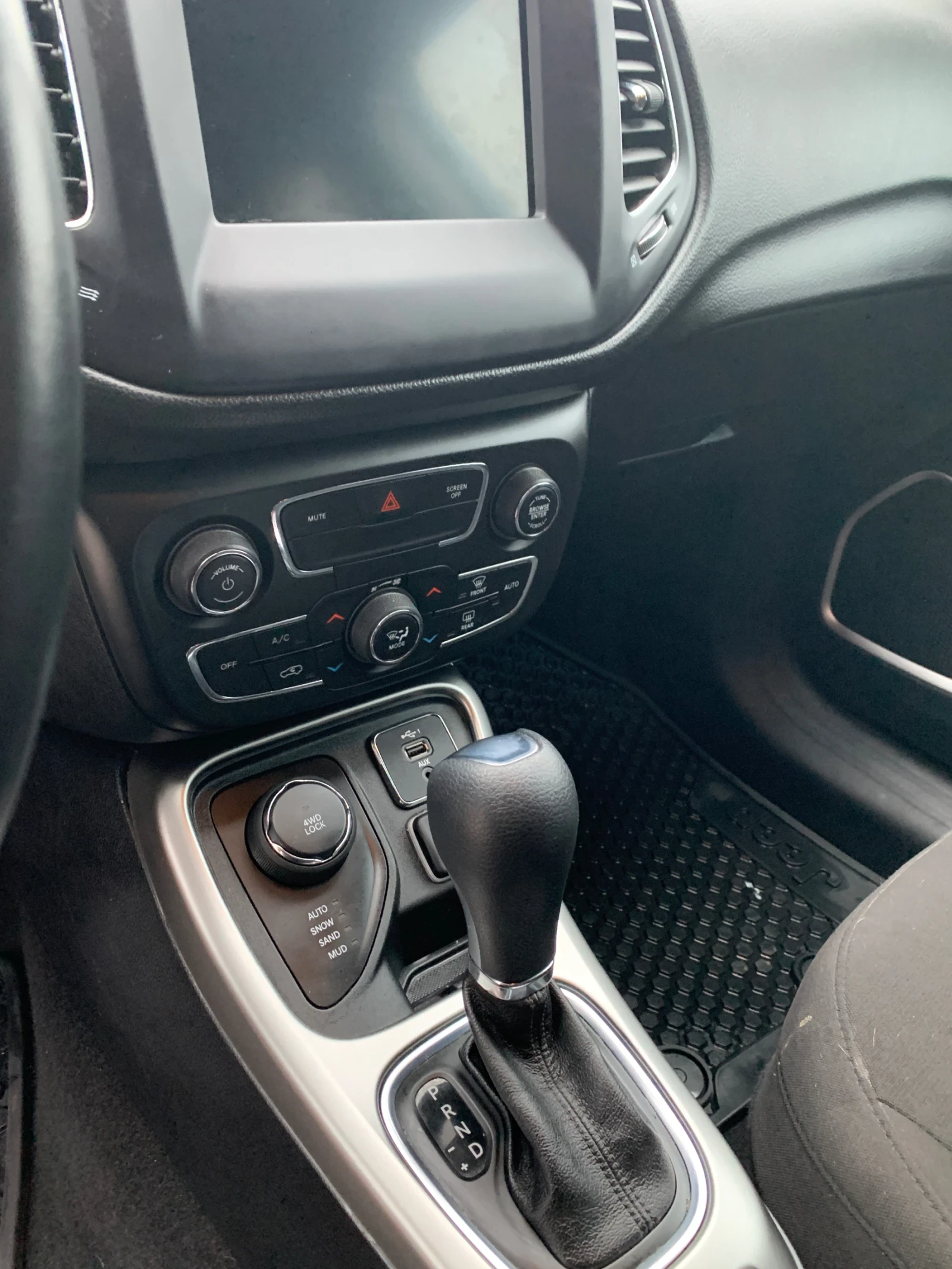 Jeep Compass 2.4 4x4, снимка 6 - Автомобили и джипове - 53870426