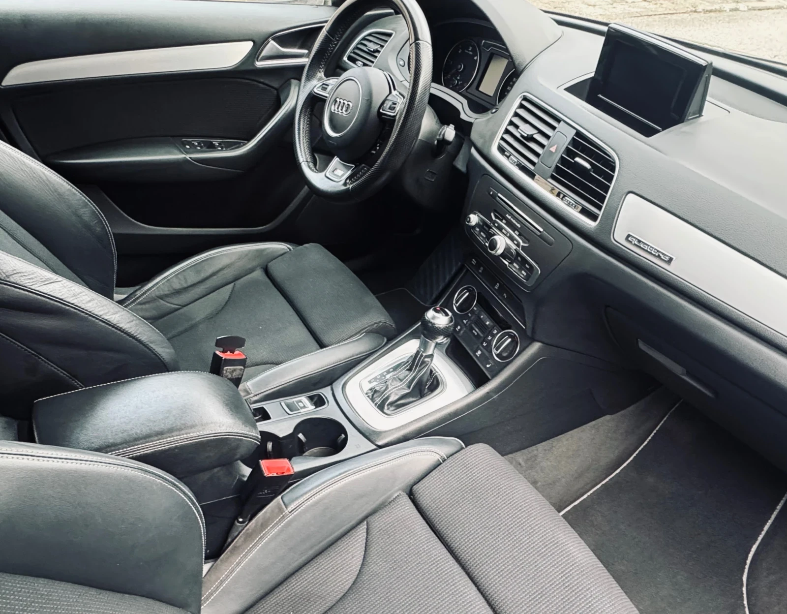 Audi Q3 Sportback 2.0TDI  S-line, снимка 7 - Автомобили и джипове - 54080573