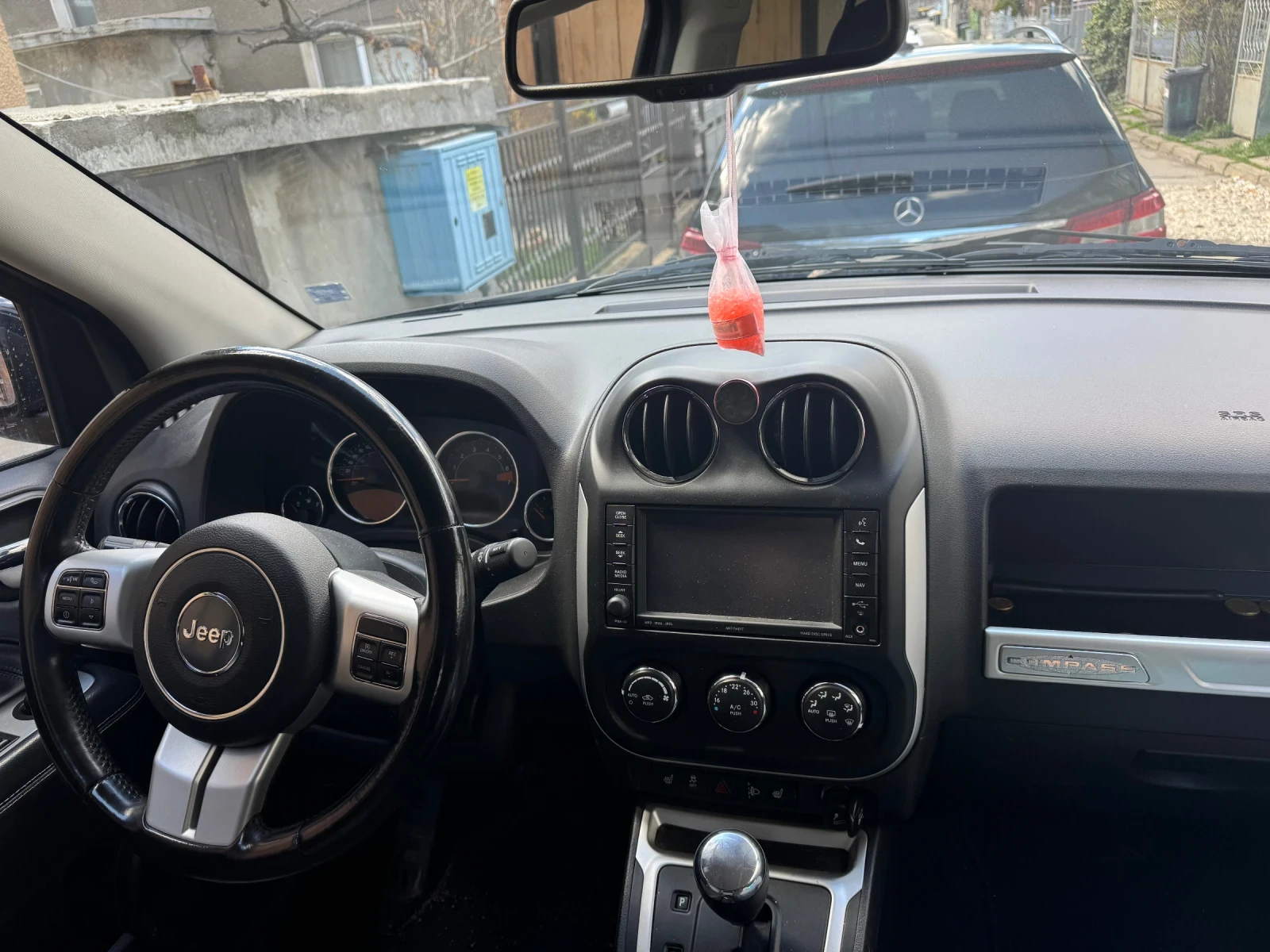 Jeep Compass, снимка 11 - Автомобили и джипове - 54098950