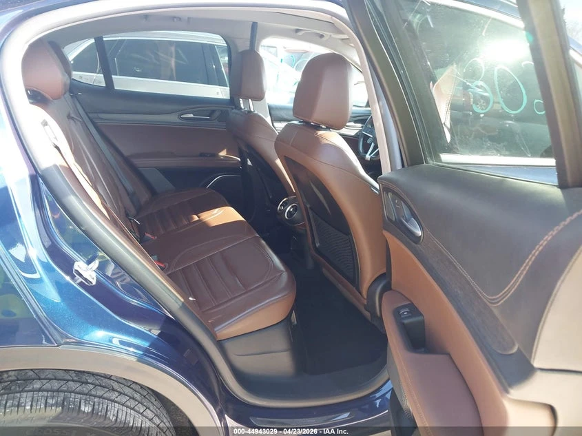 Alfa Romeo Stelvio 2.0l Ti Lusso Awd, снимка 8 - Автомобили и джипове - 54384874