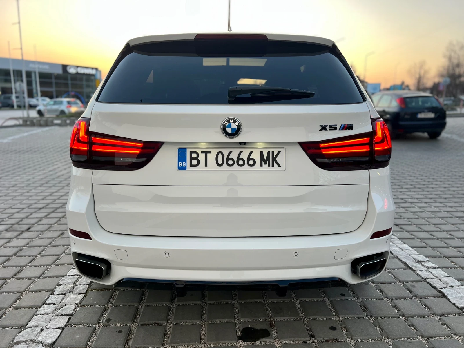 BMW X5 xDrive35i M-Sport 360 HUD Digital Вакуум, снимка 5 - Автомобили и джипове - 54763263