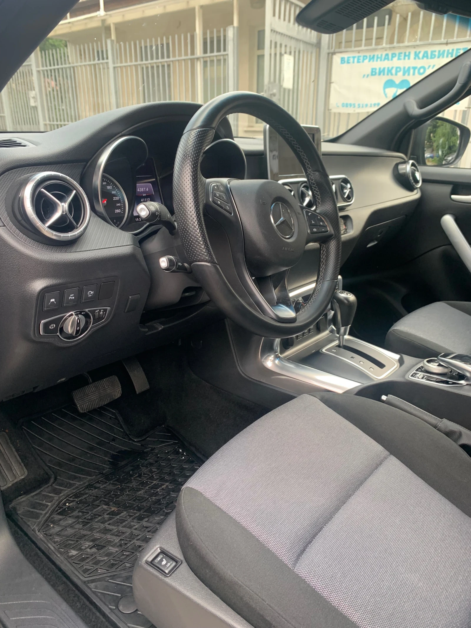 Mercedes-Benz X-Klasse X 350 4 MATIC, снимка 8 - Автомобили и джипове - 55180117