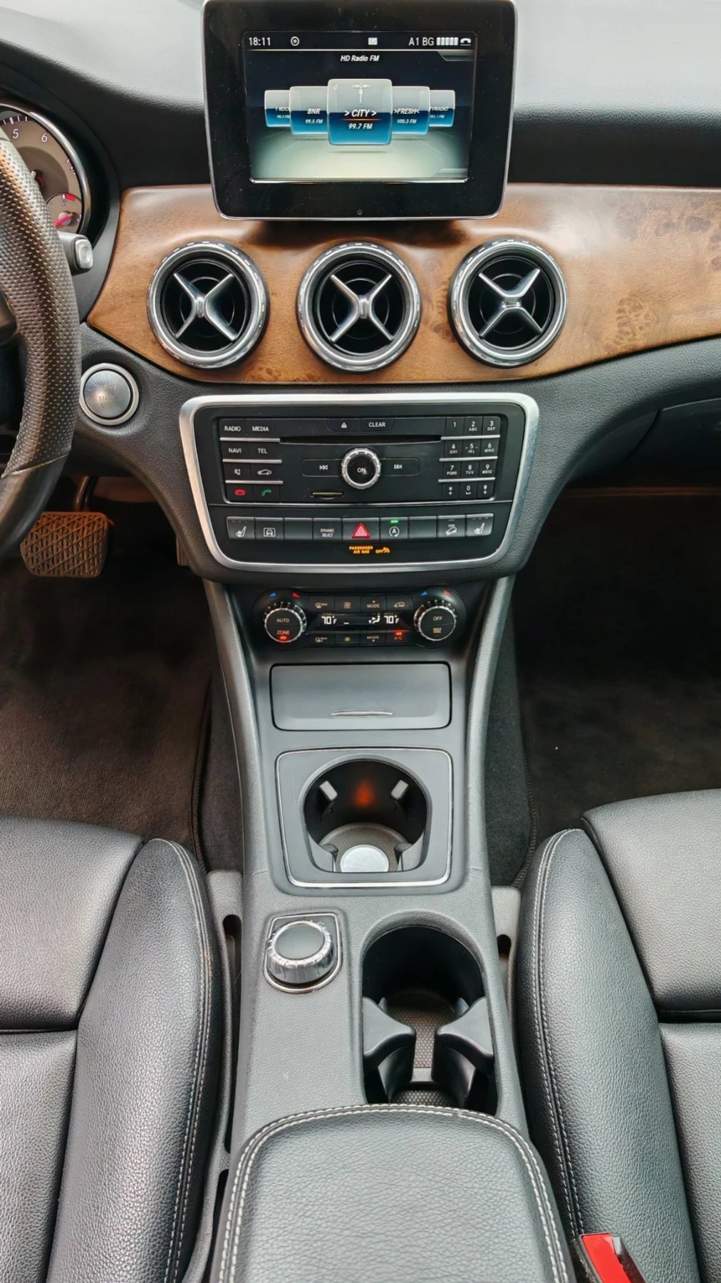 Mercedes-Benz GLA 250, снимка 9 - Автомобили и джипове - 55578743