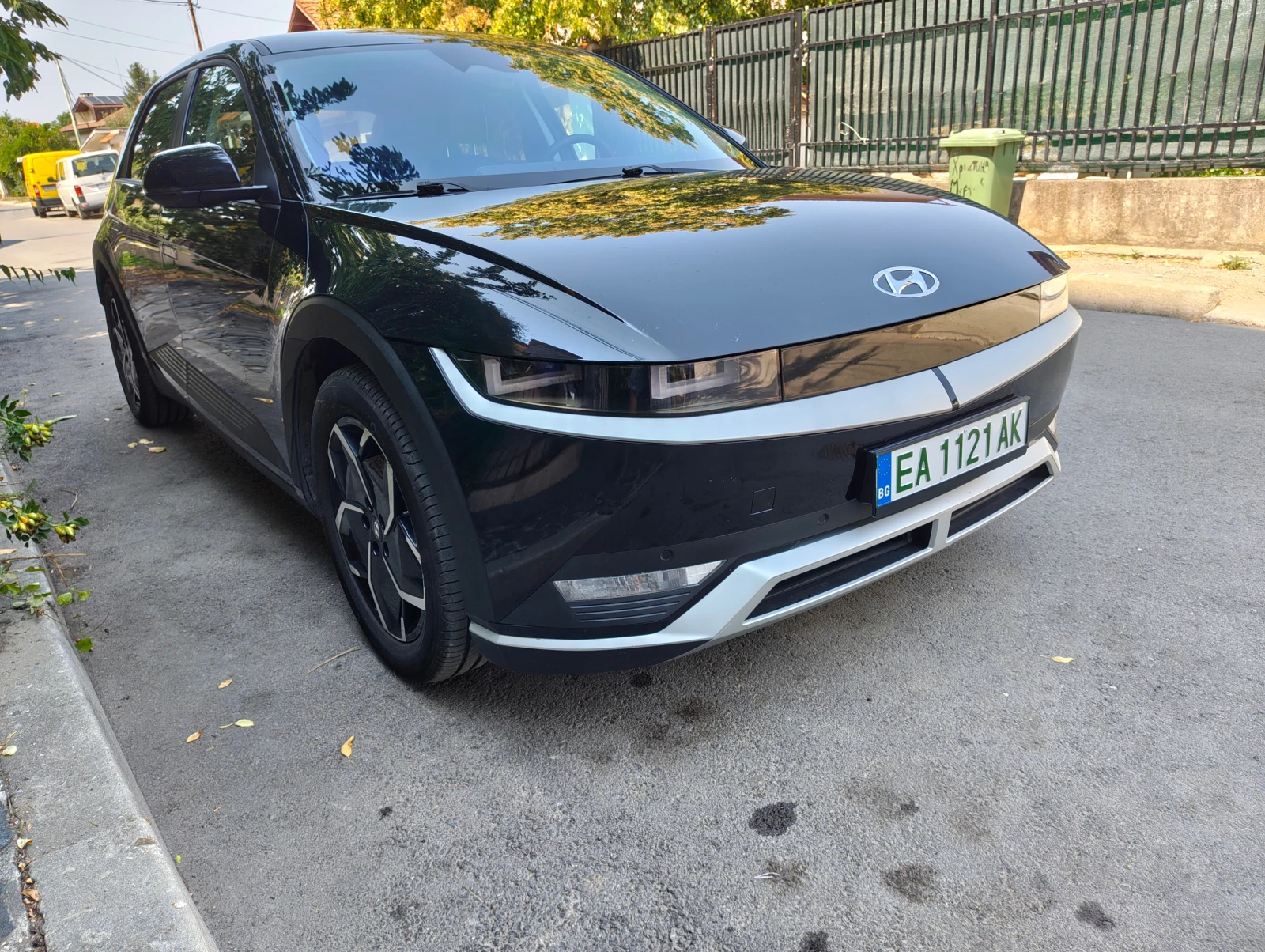 Hyundai Ioniq 5 77.7KWh* V2L* BLUE LINK* LED* Термопомпа, снимка 5 - Автомобили и джипове - 55674476
