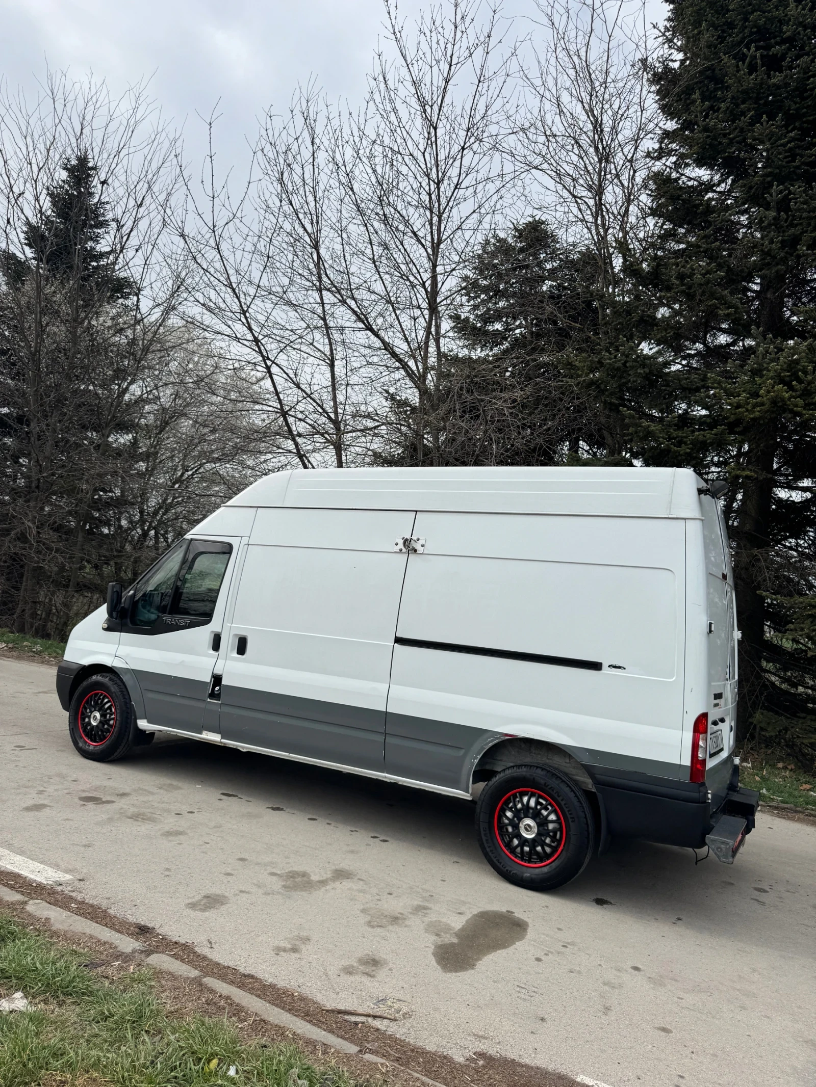Ford Transit 2.2 - изображение 3