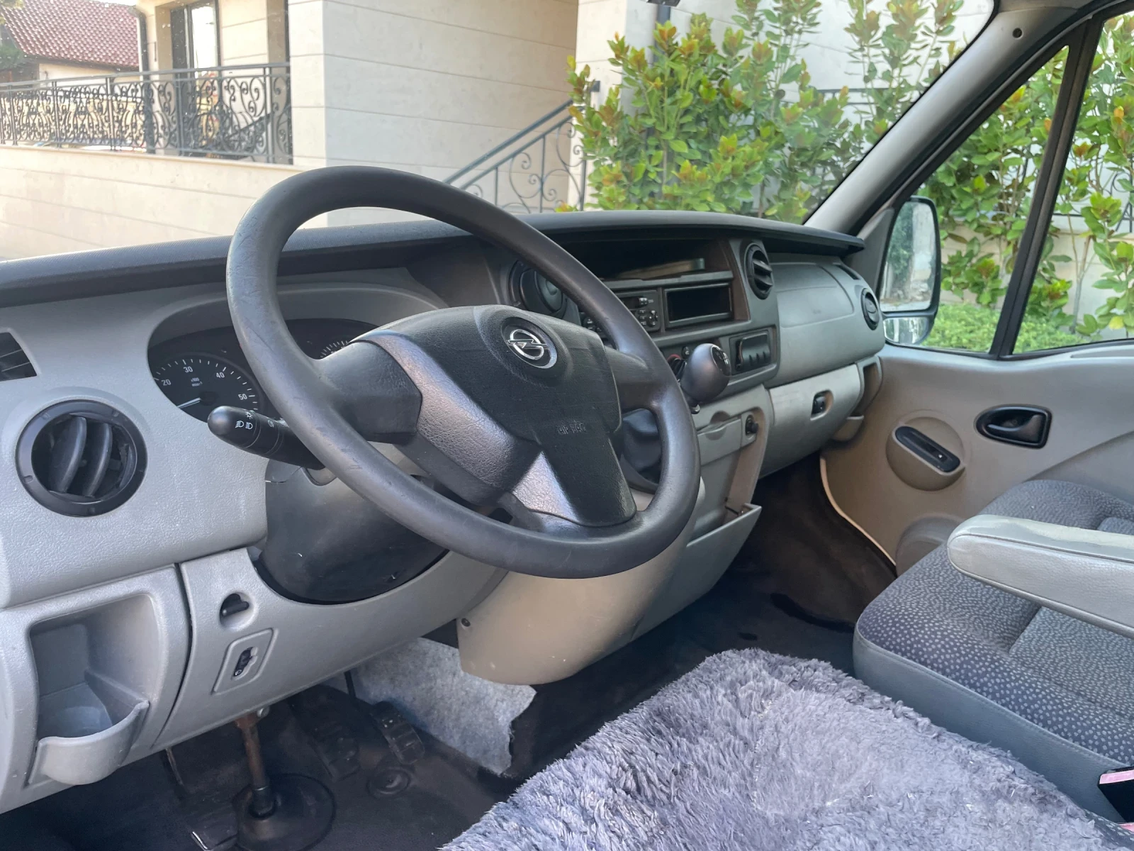 Opel Movano 2.5 tdci клима 120кс перфектен , снимка 11 - Бусове и автобуси - 55104832