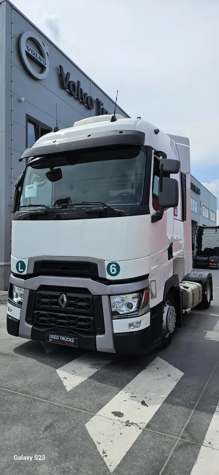 Renault T МЕГА 520 ГОЛЯМА КАБИНА - изображение 3