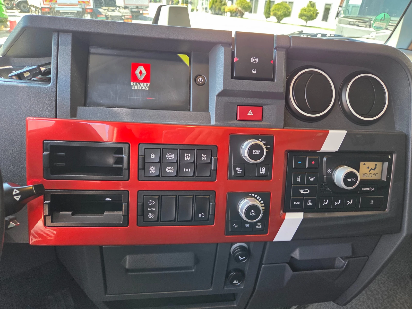 Renault T Стандартен-Собствен ЛИЗИНГ - изображение 5