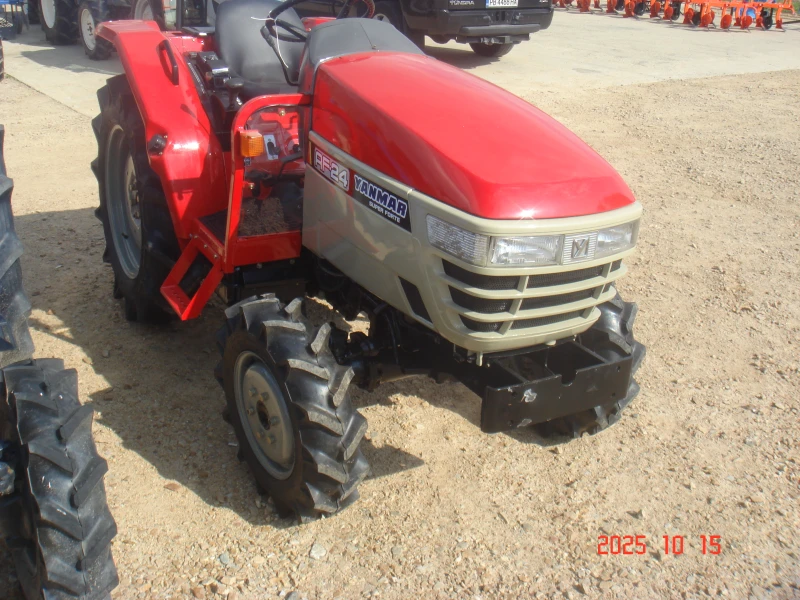 Трактор Kubota СКАЙТРАК, снимка 3 - Селскостопанска техника - 52061874