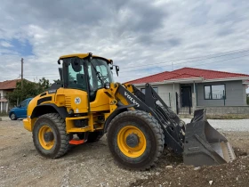 Челен товарач Volvo L45 