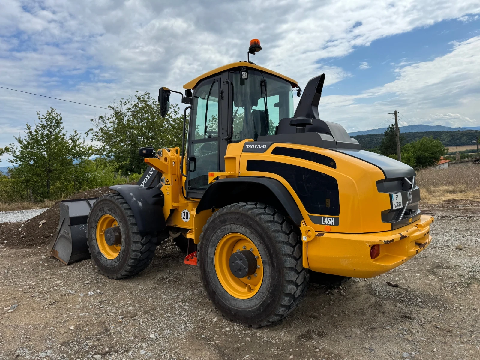 Челен товарач Volvo L45  - изображение 3