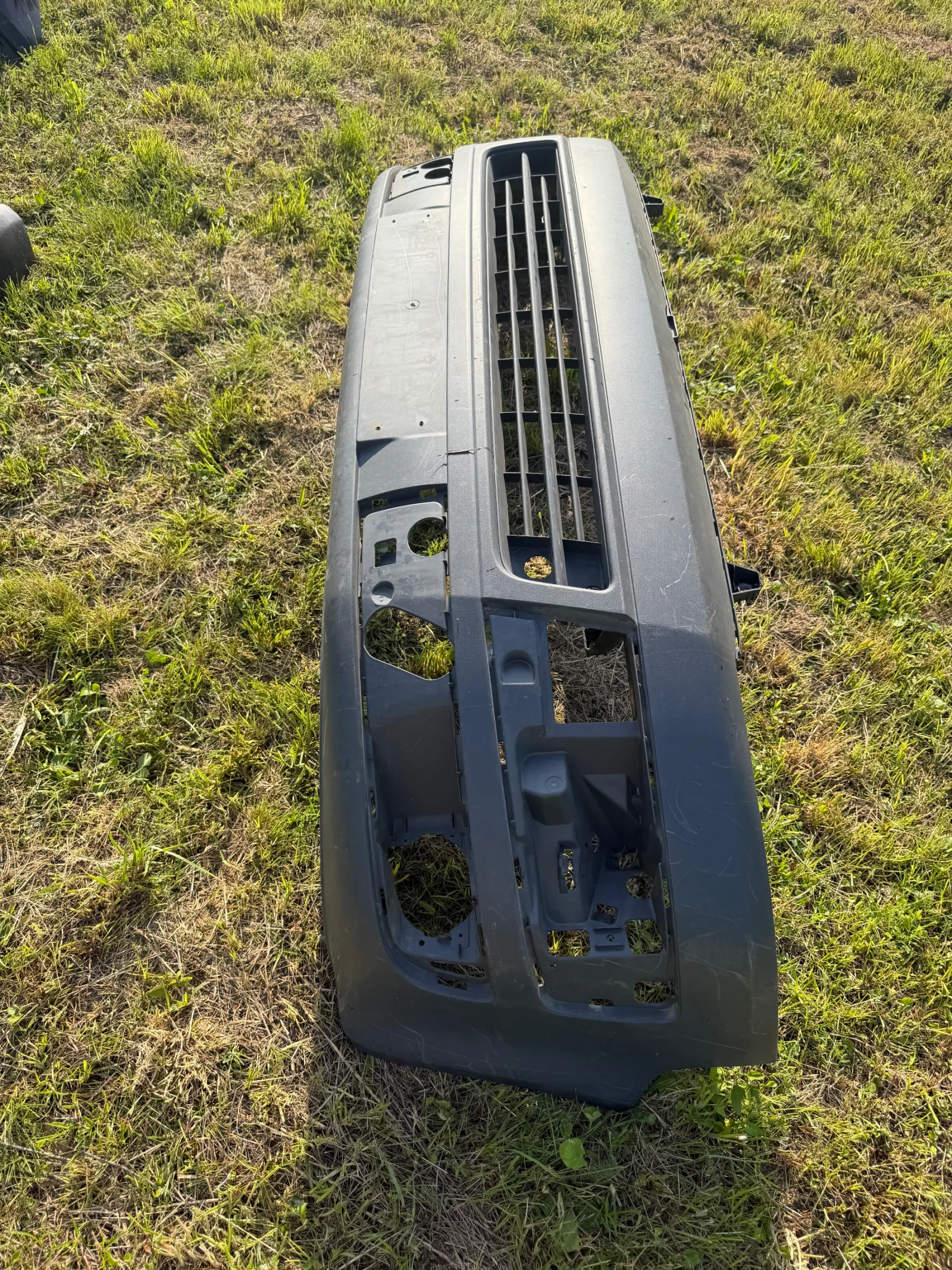 Предна броня за VW Volkswagen T6 Multivan, снимка 2 - Части - 54741490